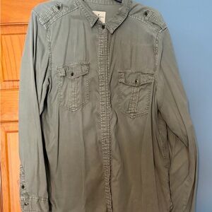 American Eagle Olive Green Button-Up Shirt